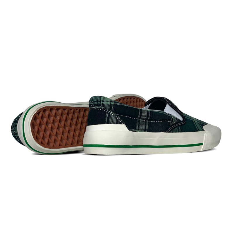 Brulee Project | Slip On Super Flanel | Green | Sepatu Slip On Berbahan Flanel