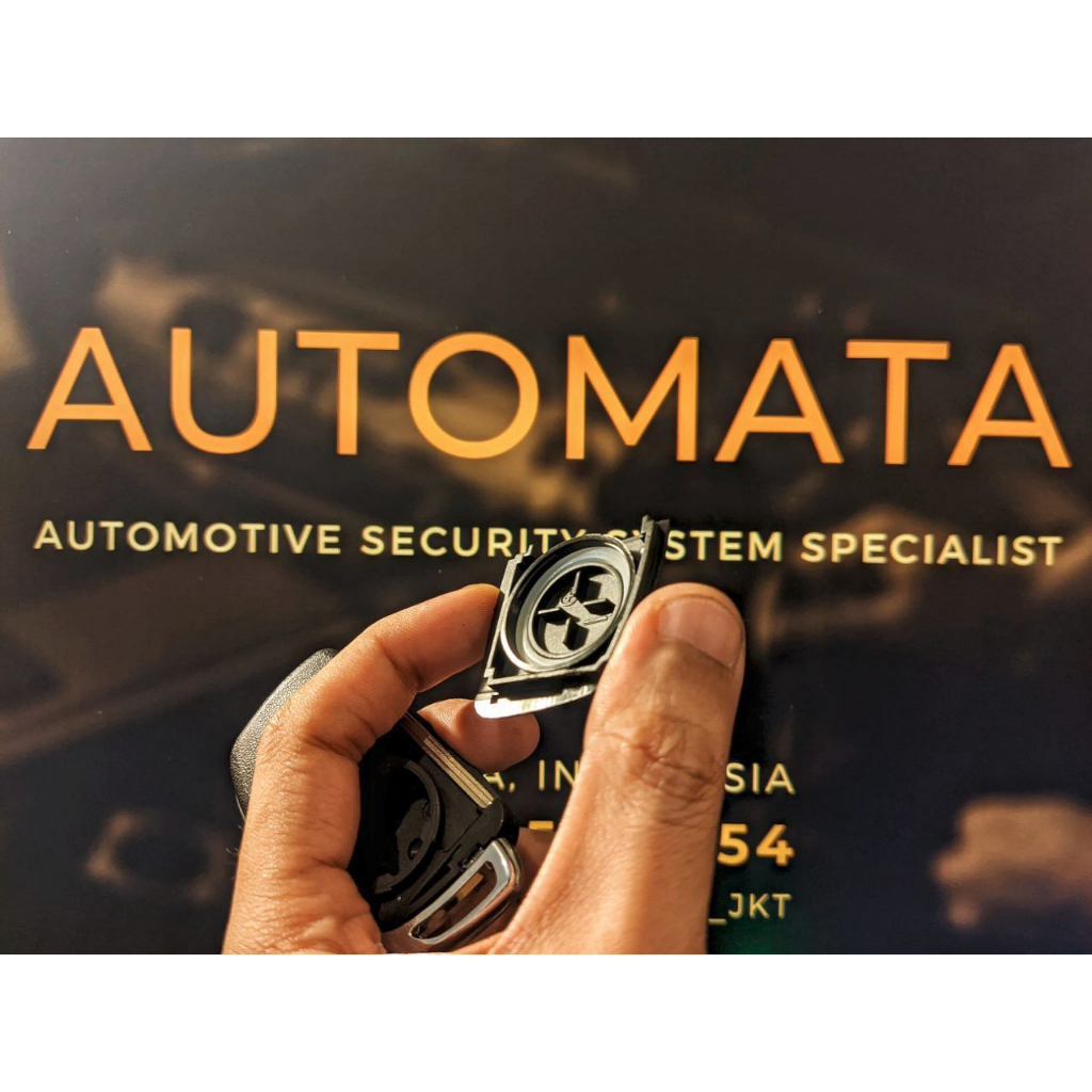 Casing Remote Kunci Lipat Hyundai Santa FE Tucson CE0682 OEM Hyundai