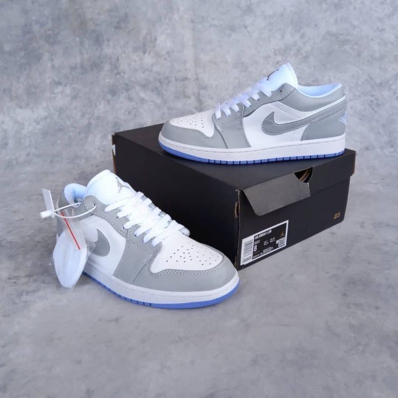 Air Jordan 1 Low Wolf Grey