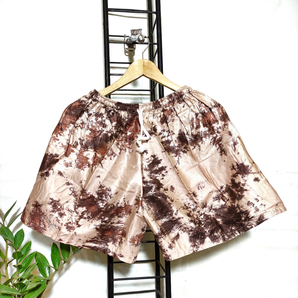 Celana Pendek Tie Dye / Hotpants Wanita