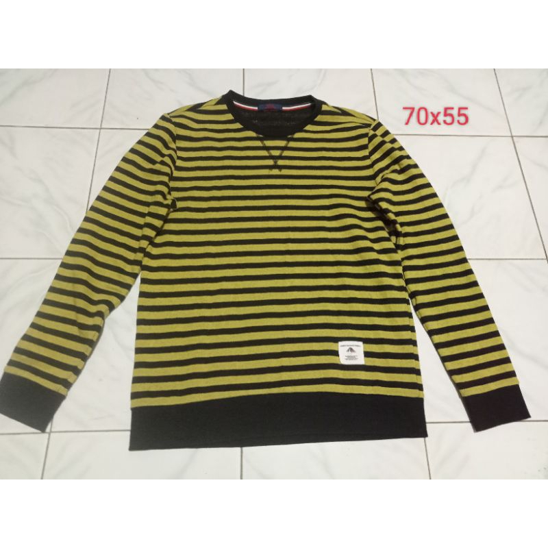 salur crewneck