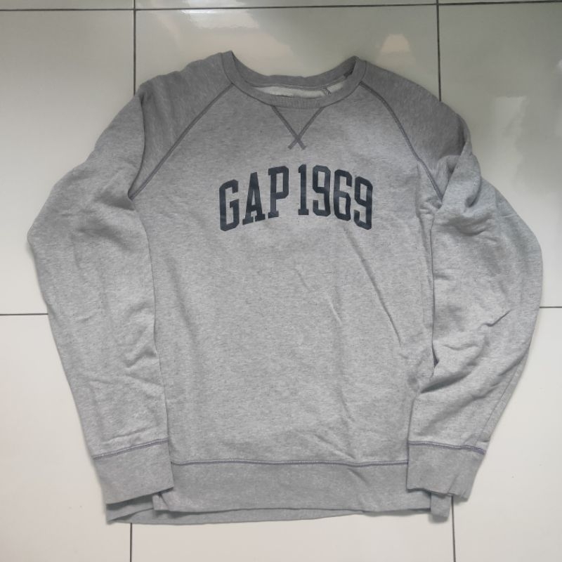 GAP Crewneck