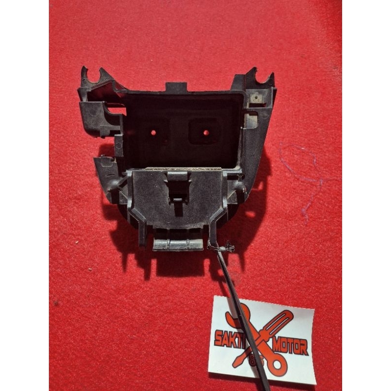Cover Bok Tempat Aki jupiter Mx new 135 original