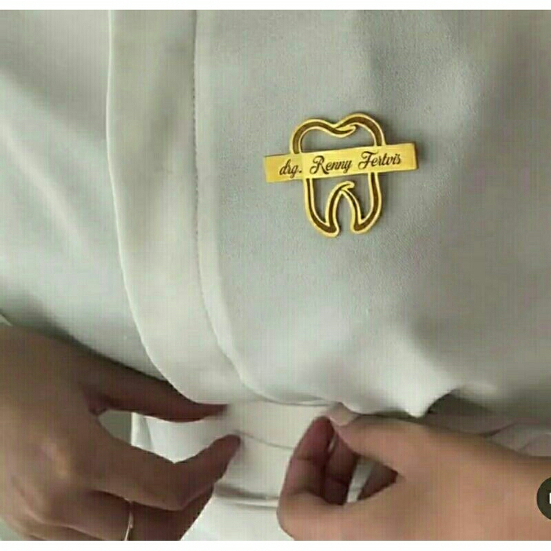 Bros Dokter Gigi ukir nama / Bros gigi nama / Bros nama lapis emas anti karat / pin