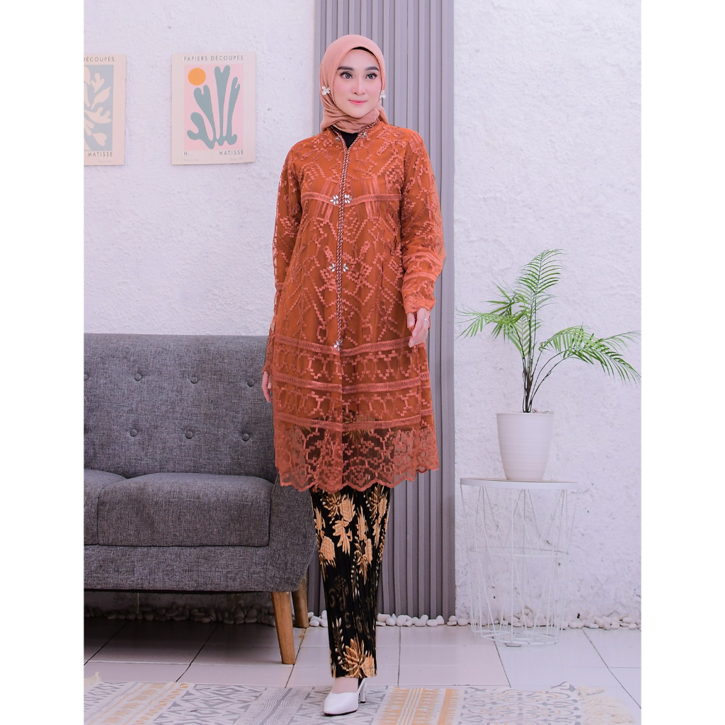 Vanriz Kebaya-Kebaya Tunik Tile Sapto Kinara Full Paet