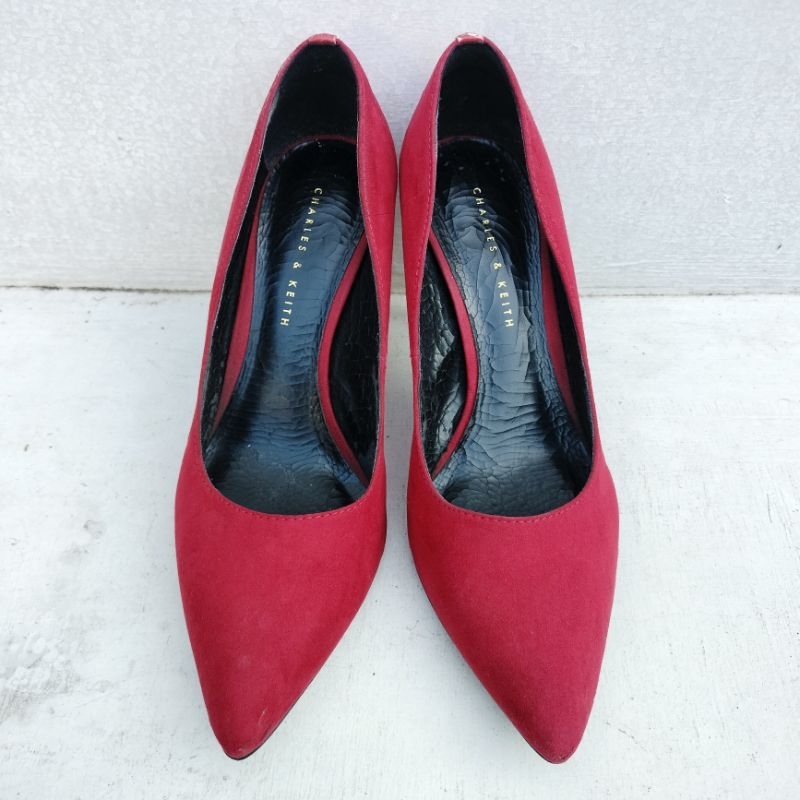 sepatu Charles & keith