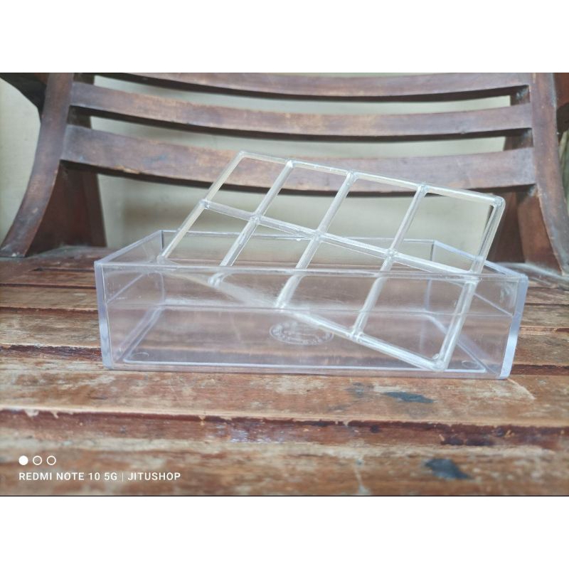 Cepuk Ram Merek Sempati Wadah Pakan Burung Plastik Transparan Untuk Lovebird Parrot Parkit Dll