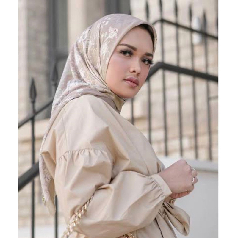 British series buttonscarves Khaki