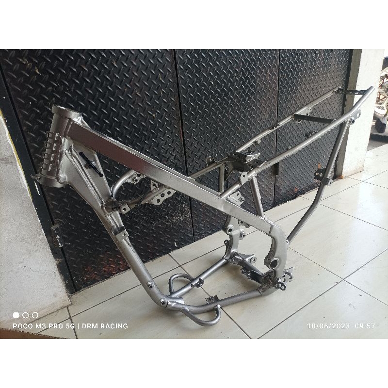 rangka atau frame kawasaki klx140 original
