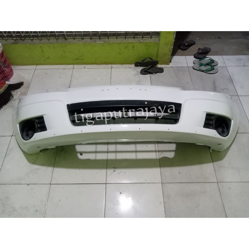 bumper depan x over 2010