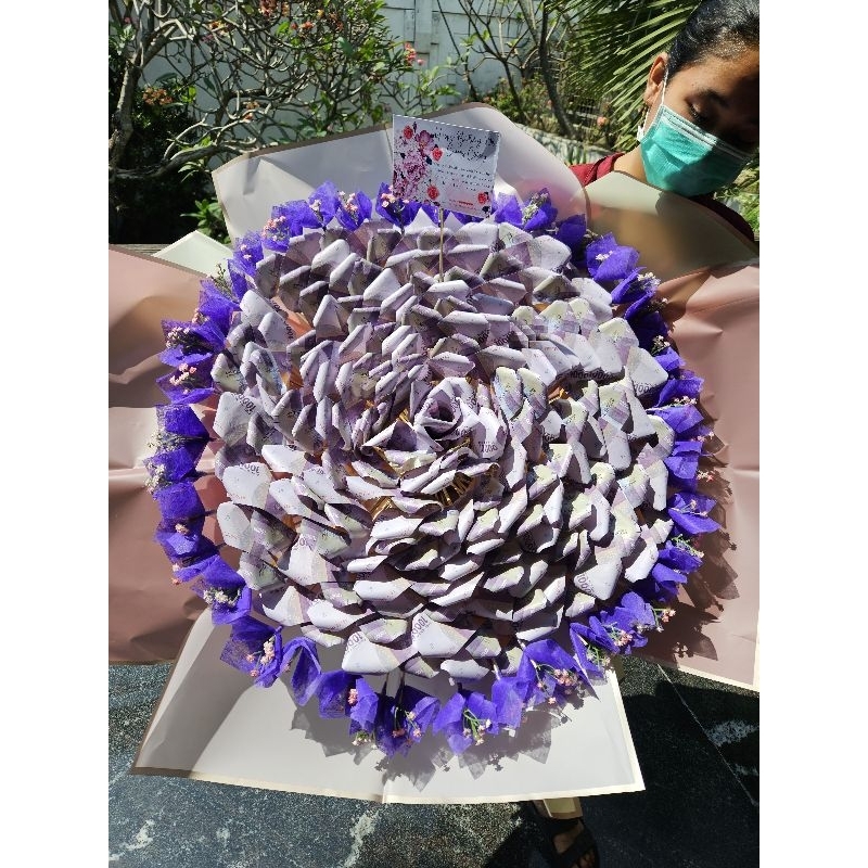 Jasa buket bunga money tart kue uang surabaya money bouquet ready stock