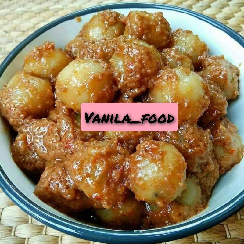 

cilok isi tetelan ( Gajih ) + bumbu kacang