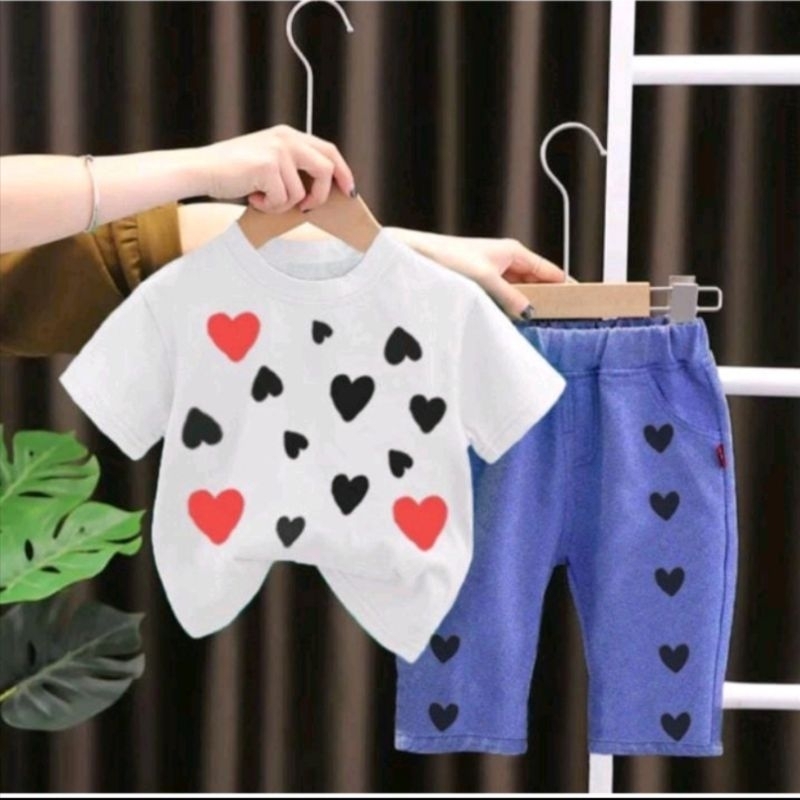SETELAN ANAK PEREMPUAN TERBARU MOTIF LOVE BINTIK  1-5 THN