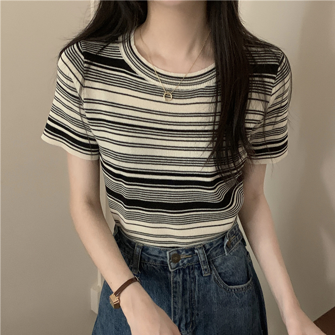 Kaos Knit Crop Top Striped T-shirt  Lengan Pendek Rajut Wanita T-shirt Knit baju