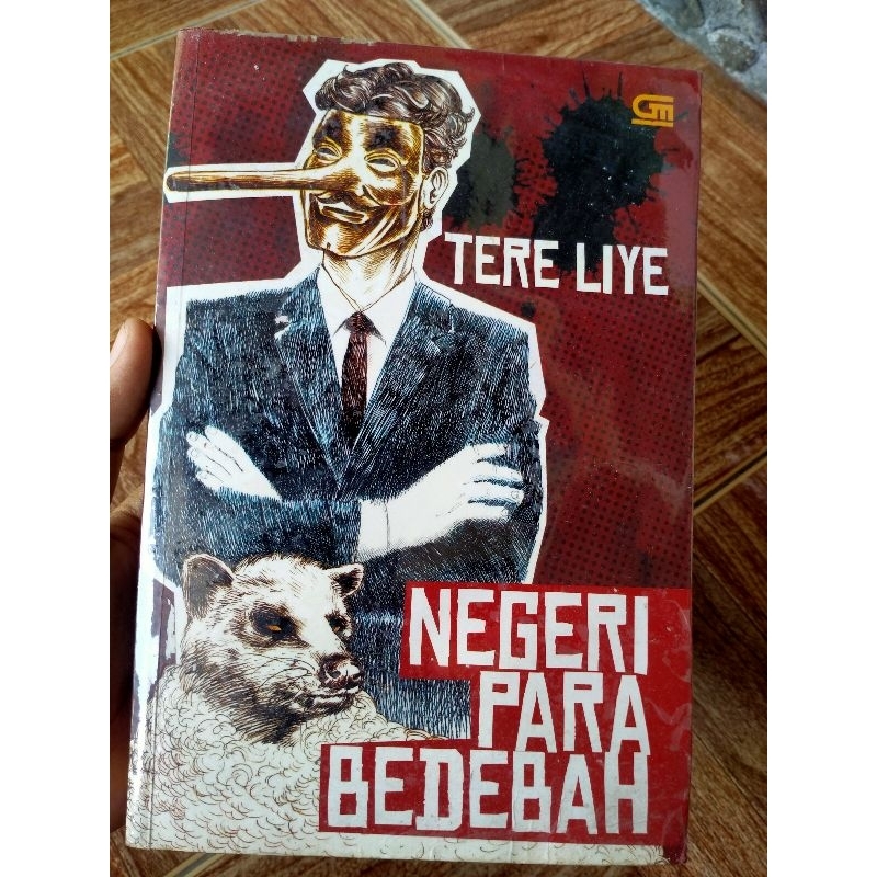[PRELOVED] Negeri Para Bedebah dan Negeri di Ujung Tanduk - Tere Liye