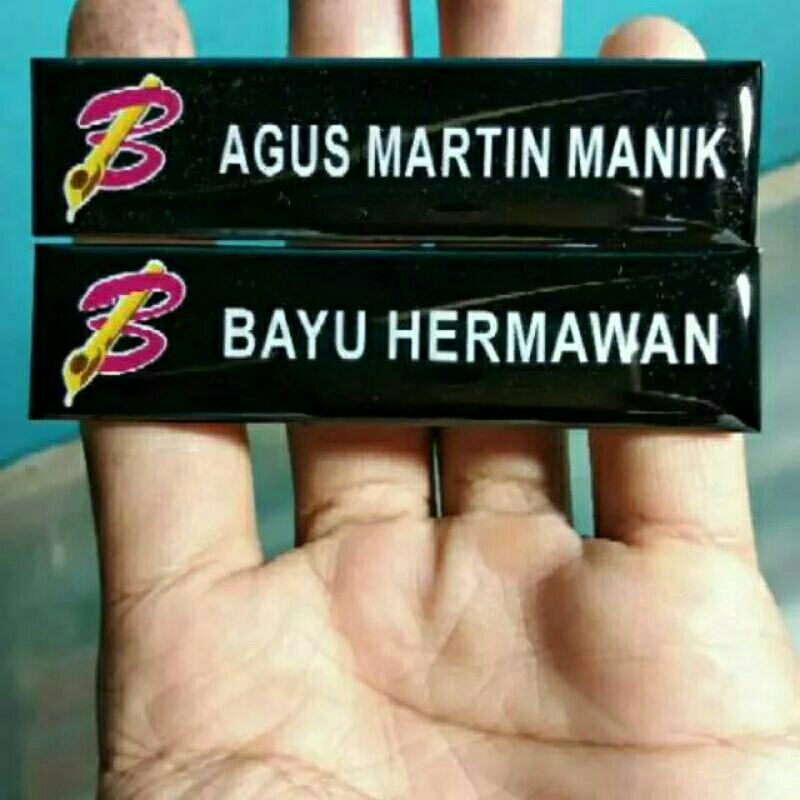 

Nametage aklirick black peniti PxL 2x8cm