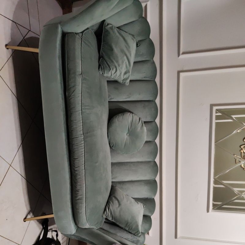 sofa kerang bluduru kaki besi