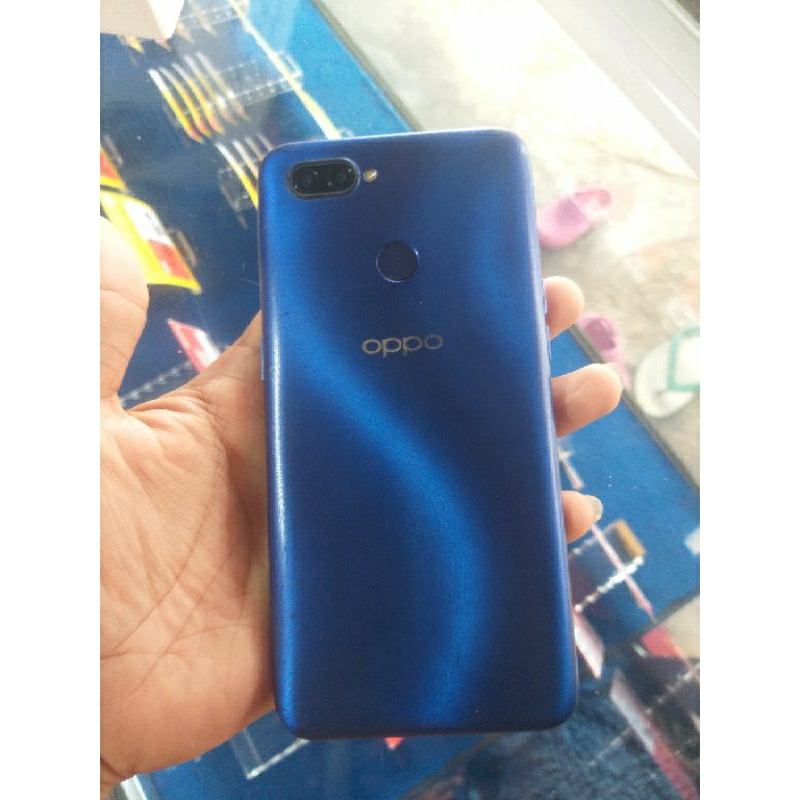 OPPO A12. matot.