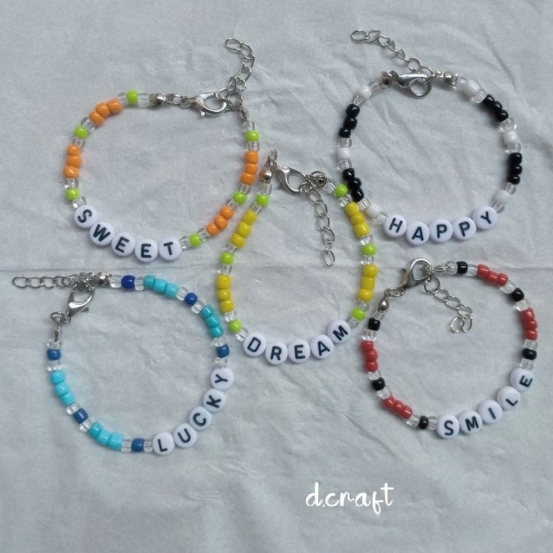 beads bracelet custom nama/gelang manik manik custom nama