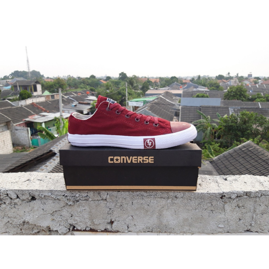 TERMURAH!! (BISA COD) Sepatu Converse Chuck Taylor Flash Undefeated #PETIR #MAROON