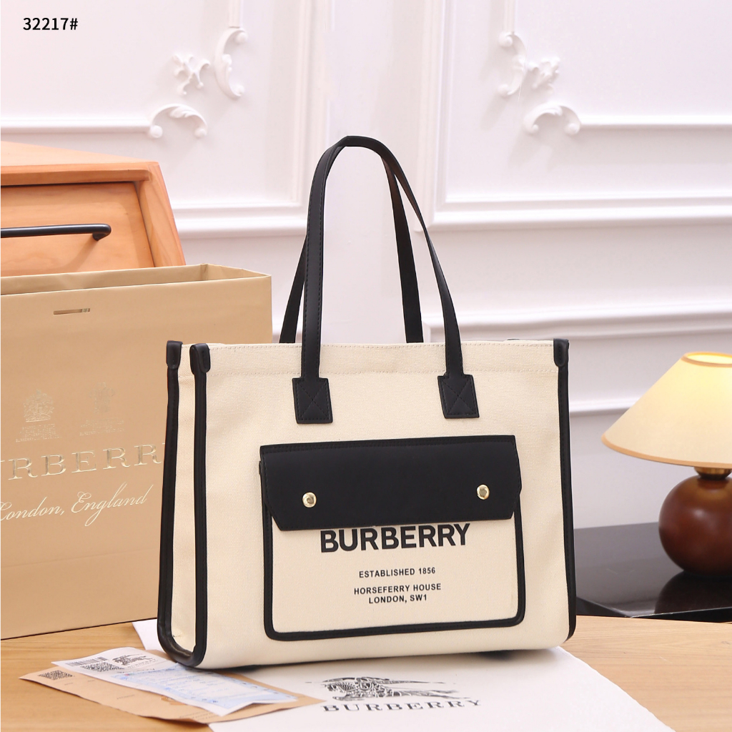 b 32217 Tote Bag