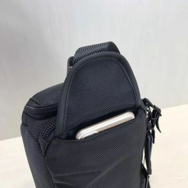 Tas Tumi Selempang Alpha Bravo Kelley  Hitam Black Slempang Bahu Crossbody