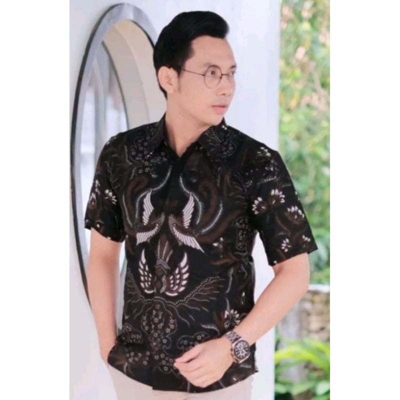 Kemeja Batik Pria Lengan Pendek Motif GURDO HITAM Slimfit Lapis Furing