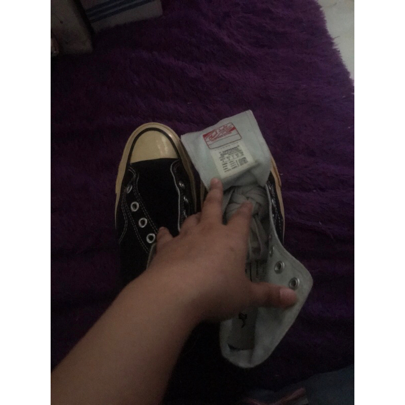 sepatu converse high