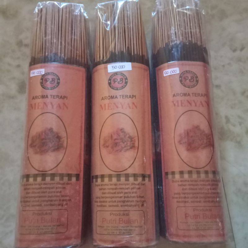 Dupa kemenyan putri bulan