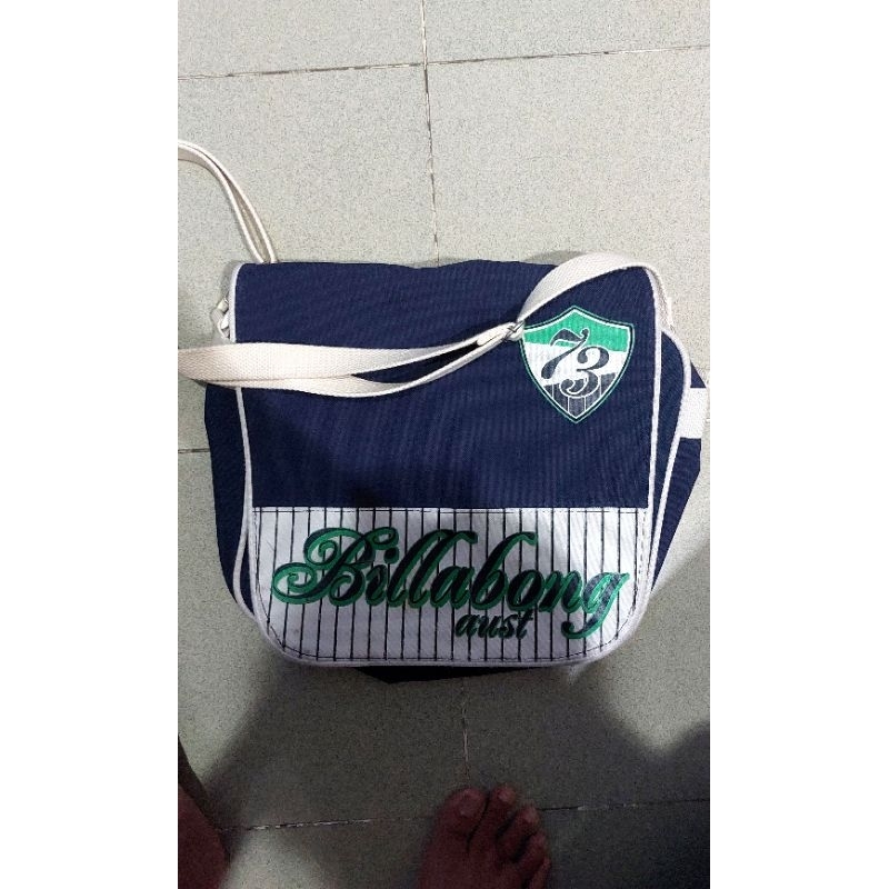 Billabong sling bag navy