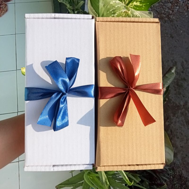 

BOX HAMPERS 22X10X4.5 - KOTAK KADO - BOX KADO - KADOKU SELALU UNTUKMU