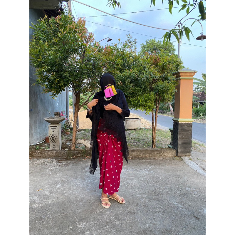 sewa Kebaya Kondangan