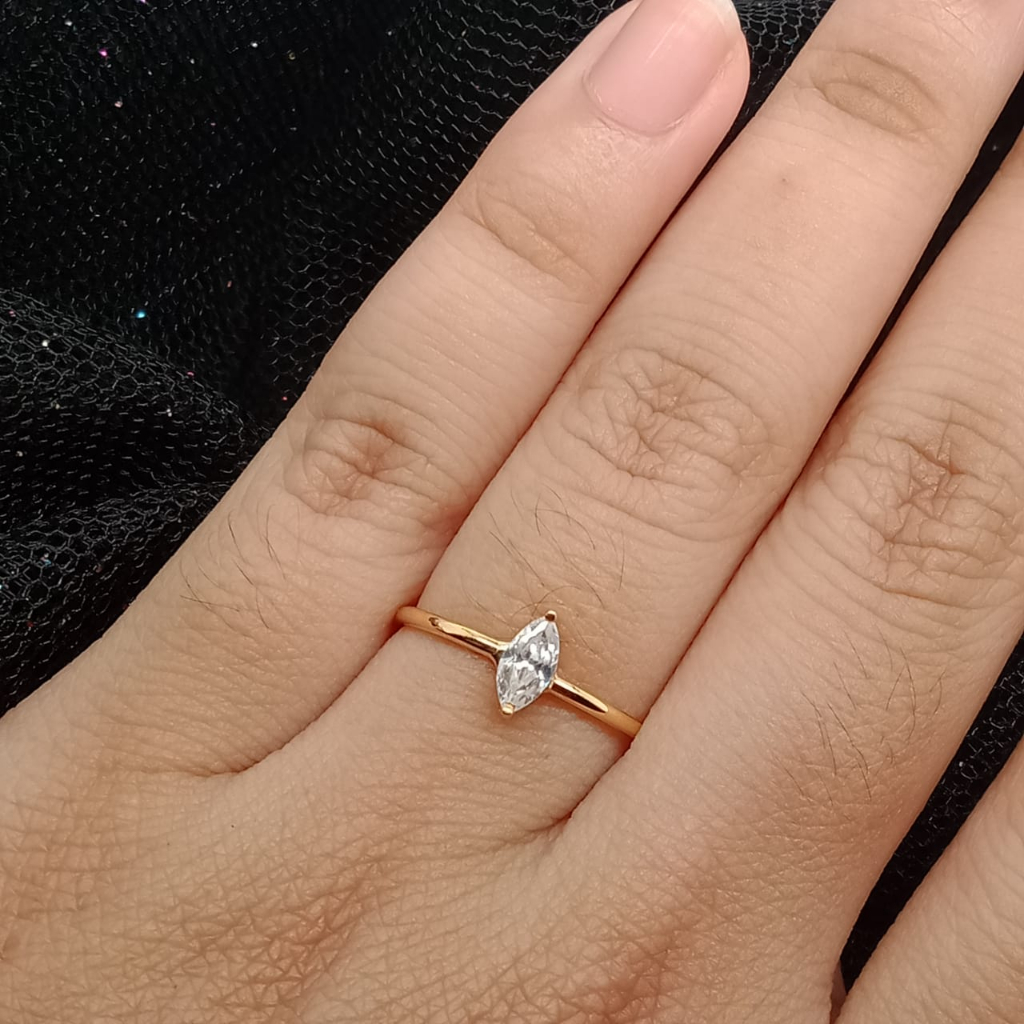 Cincin Emas 17K - 0.6 Gr Kadar 750 - CBS000000005