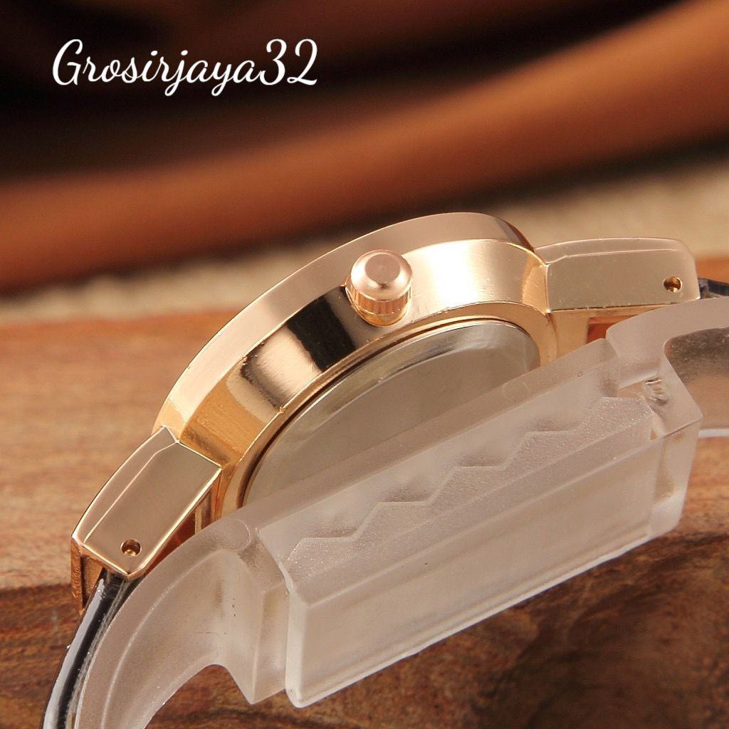 (Grosirjaya32) Jam Tangan Fashion Wanita ILONA Cute Jam Mini Jam Cantik Cute Mini Wanita Elegan Casual Import