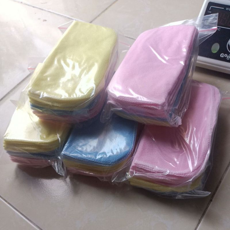 MINDIL KAIN PEMBALUT 19 cm X 19 cm