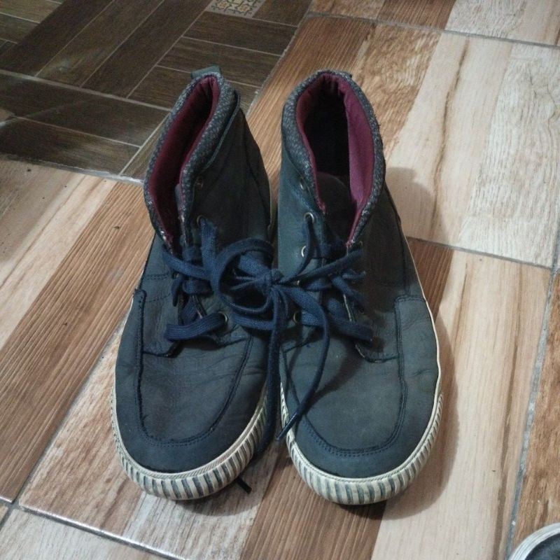 SEPATU ENGBERS