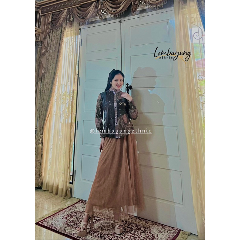 ATASAN KEMEJA JUMPUTAN WANITA by LEMBAYUNG ETHNIC