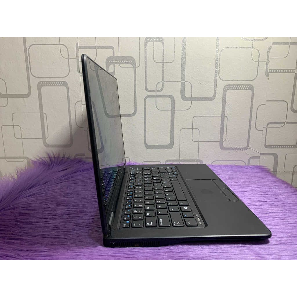 Dell Latitude  E7250 Core i5-5300U 8GB SSD 256GB Touch screen  Bukan E7270 E7450 E7470 T450 T460