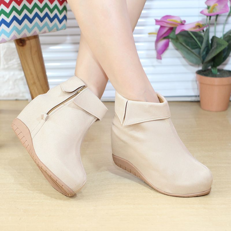 Sepatu boots wedges bkr 12