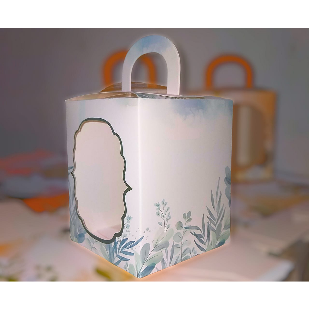 

BOX IVORY 9x9x11 BIRUMUDA FULLCOLOR MINIM 100 PCS