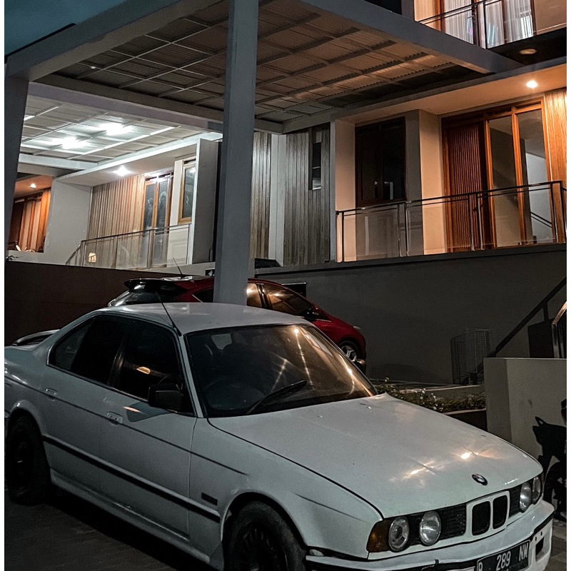 BMW E34 520i 1990 BANDUNG