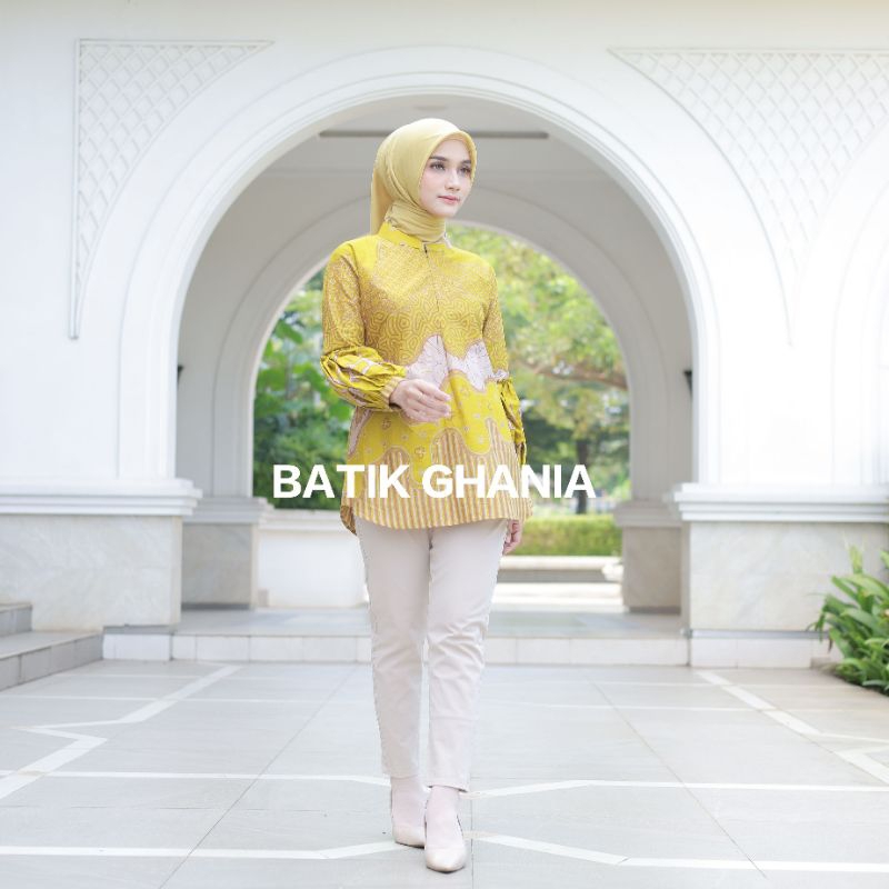 Batik wanita modern baju batik wanita lengan balon resleting depan by batik ghania