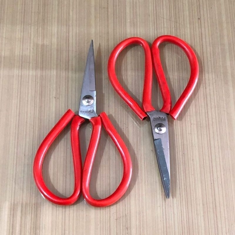 

gunting kain 8 inch/ gunting potong bahan kain/ gunting kodok murah/ gunting bahan kain murah