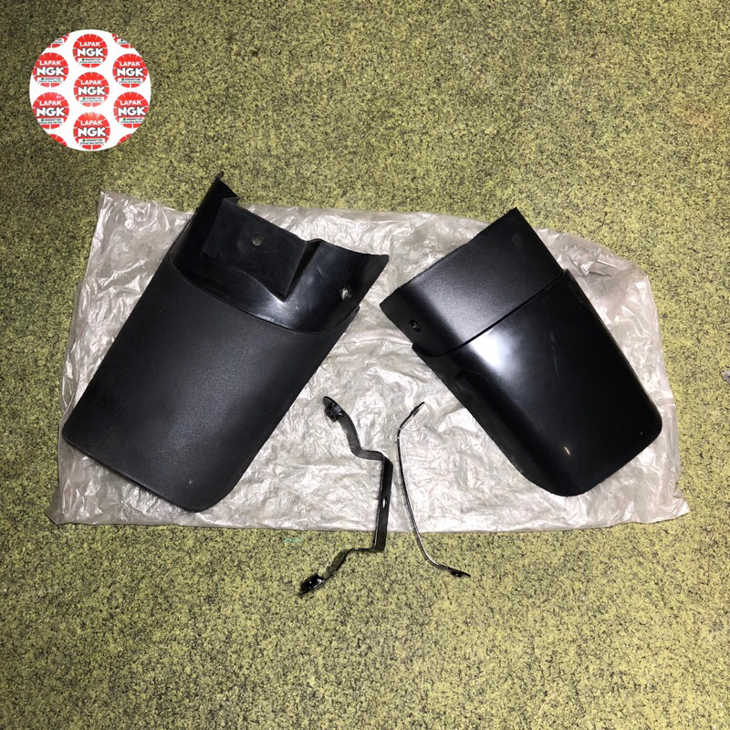 Pet lumpur spakbor depan belakang honda tiger 2000 original set