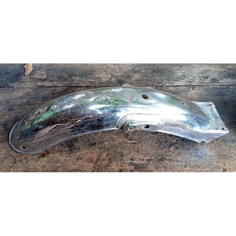 slebor belakang gl100 gl125 spakbor belakang gl100 gl125 merk urami lingkar sama ori