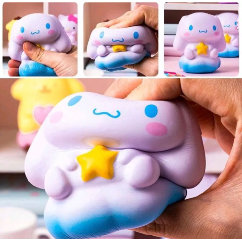 Mainan Squishy Sanrio/Sanrio Squishy Mainan Anak Stress Relieve Karakter Lucu/Mainan Squishy Sanrio Hello Kitty My Melody Kuromi Pompompurin Cinnamoroll/Sanrio Squishy Kuromi, Pompompurin, Hello Kitty, Melody/Desk Decoration Hiasan Meja Mainan Lucu Hadiah