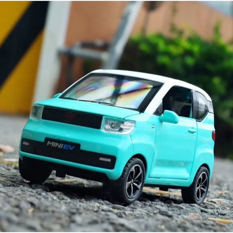 Diecast Mobil Wuling Mini EV Die-cast Miniatur Mobil Mobilan Pajangan