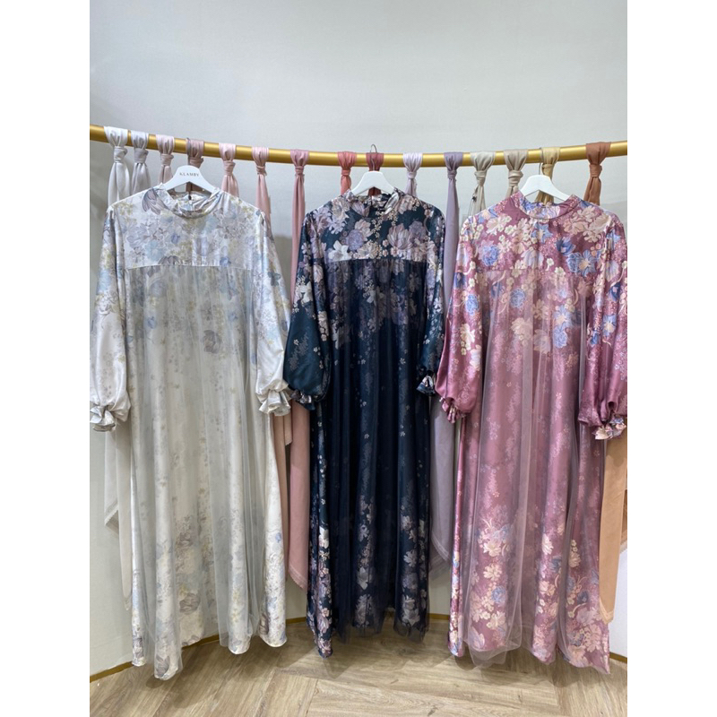 Anyelir Dress by Wearing Klamby