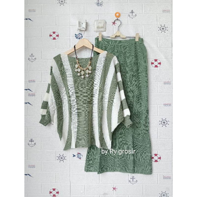 One Set wanita Batwing Rok Rajut