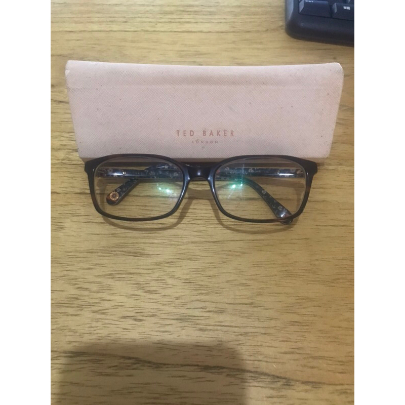 Frame Kacamata Ted Baker